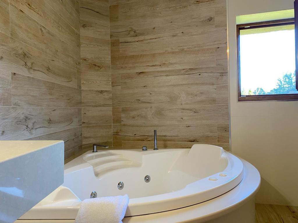 Picos De Europa Suites And Rooms Турьено Экстерьер фото