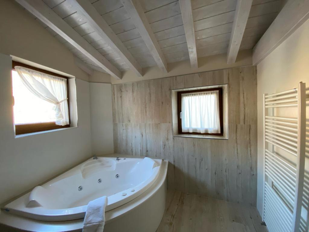 Picos De Europa Suites And Rooms Турьено Экстерьер фото